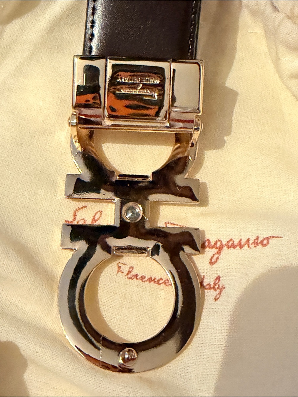 Salvatore Ferragamo Black Leather Belt with Gold Double Gancini Buckle - Picture 5 of 6
